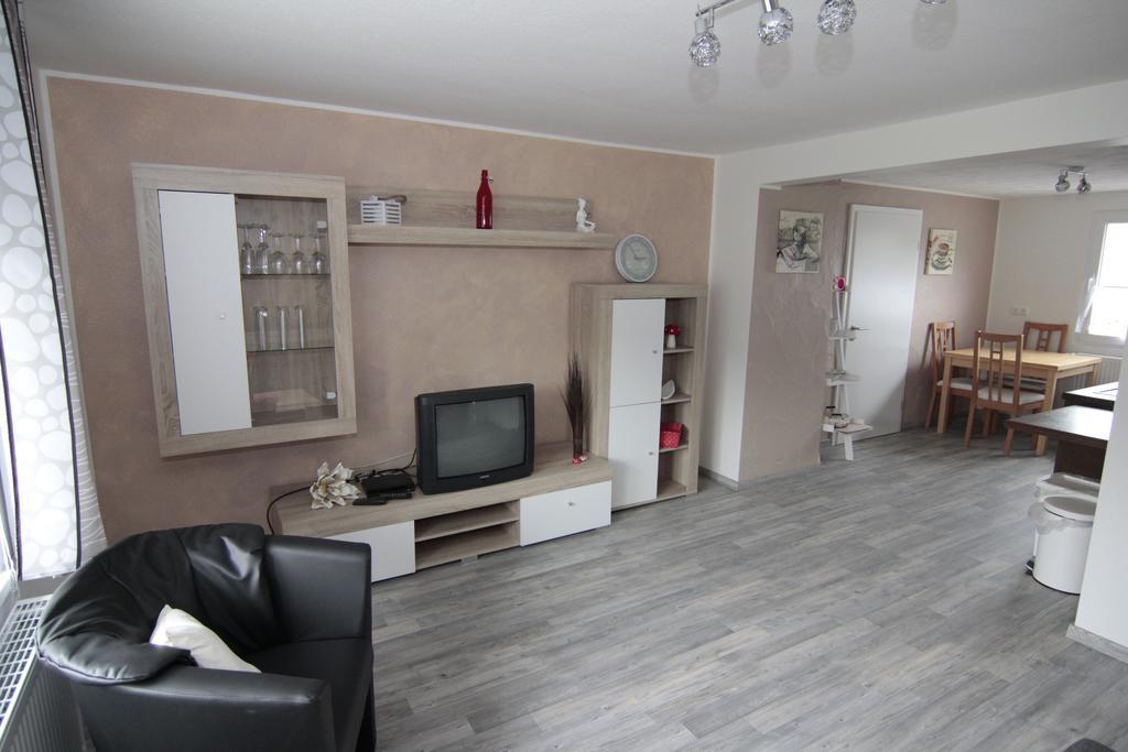 Ferienwohnung Margot Simmerath Ruang foto